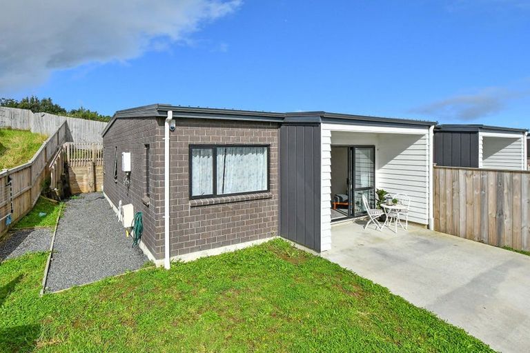 Photo of property in 27a Poruru Close, Papakura, 2110