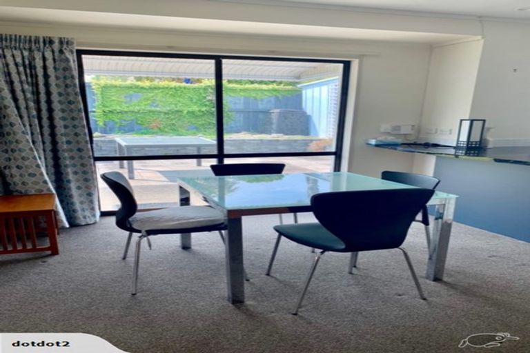 Photo of property in 2/3 Nimrod Place, Half Moon Bay, Auckland, 2012