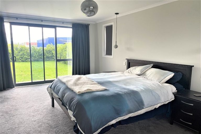 Photo of property in 55b Dublin Street, Martinborough, 5711