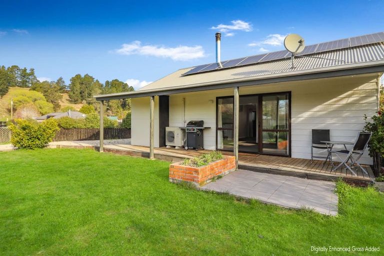 Photo of property in 40 Lyndon Street, Waiau, 7332