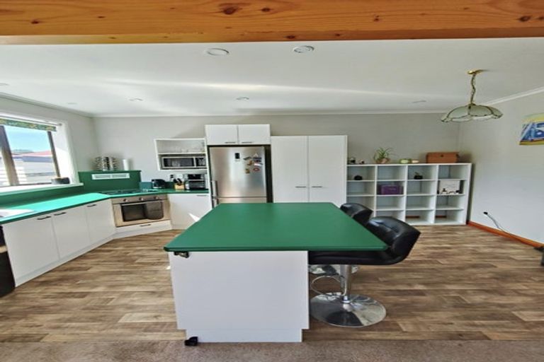 Photo of property in 17 Cryer Street, Southbridge, 7602