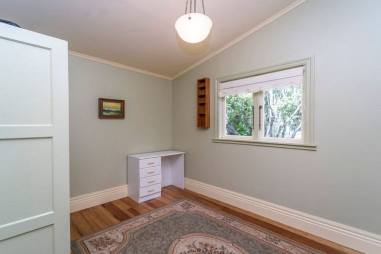 Photo of property in 11 Waite Street, Featherston, 5710