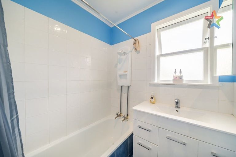 Photo of property in 18 Whitehall Street, Wainuiomata, Lower Hutt, 5014