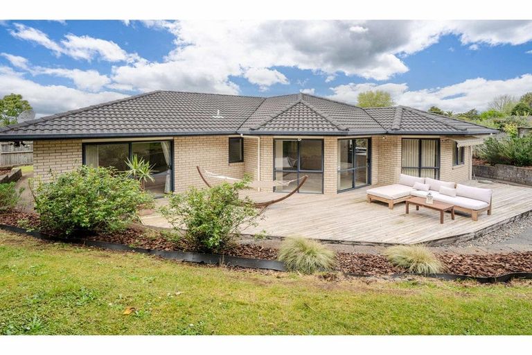 Photo of property in 11 Oakridge Drive, Kerikeri, 0230