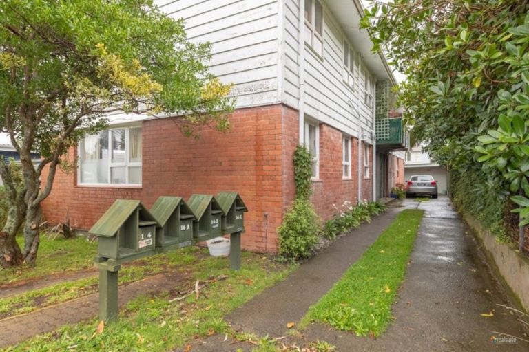 Photo of property in 14 Miro Street, Eastbourne, Lower Hutt, 5013