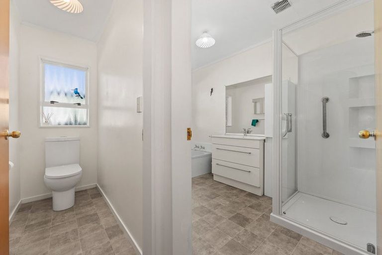 Photo of property in 12 Manly Garden, Paraparaumu Beach, Paraparaumu, 5032