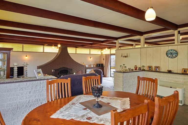 Photo of property in 36 Chippendale Crescent, Highbury, Palmerston North, 4412