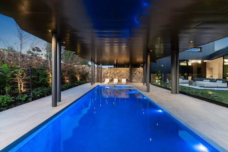 Photo of property in 32 Tuhaere Street, Orakei, Auckland, 1071