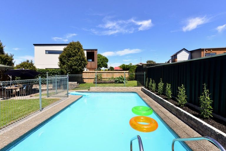 Photo of property in 3 Macdiarmid Road, Beerescourt, Hamilton, 3200