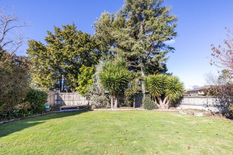 Photo of property in 17 Penlington Place, Havelock North, 4130