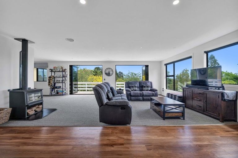 Photo of property in 685 Mataro Road, Onaero, Urenui, 4375