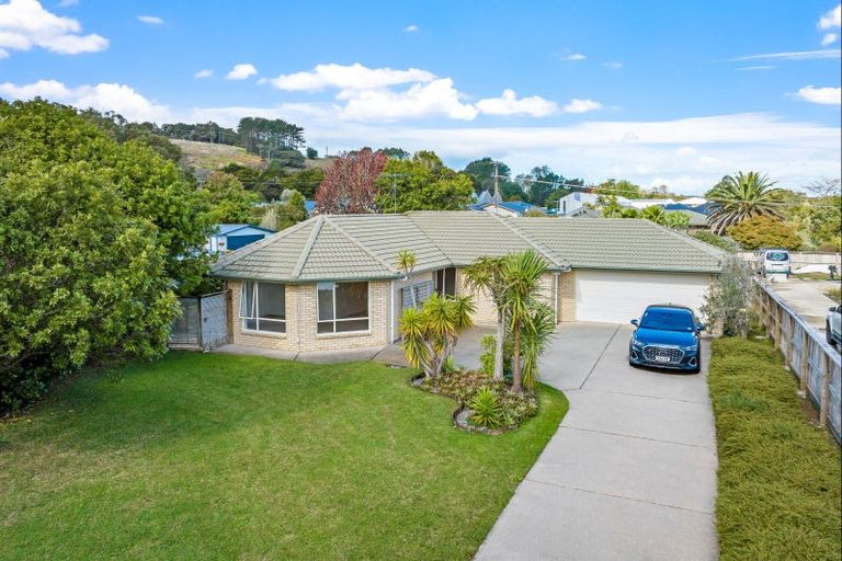 Photo of property in 102 Matakana Valley Road, Matakana, Warkworth, 0985