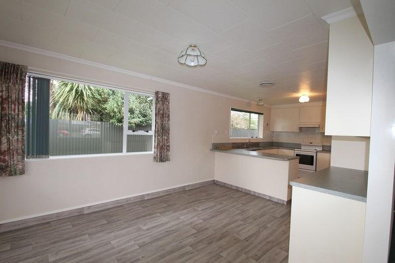 Photo of property in 2a Hamlet Street, Stratford, 4332