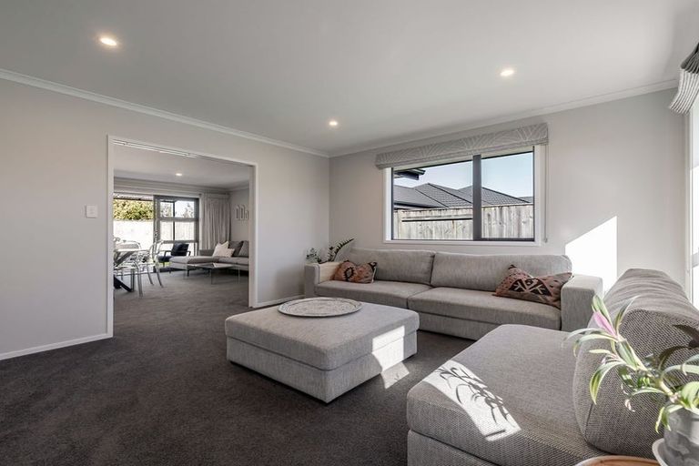 Photo of property in 33 Monarch Drive, Ashhurst, 4810