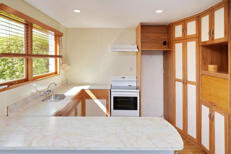 Photo of property in 3 Parsonage Road, Woodend, 7610