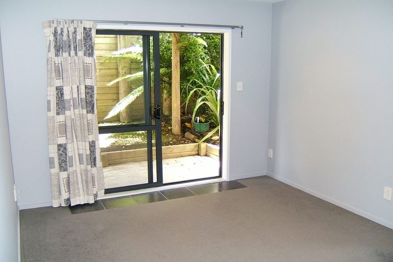 Photo of property in 71b Buscomb Avenue, Henderson, Auckland, 0610