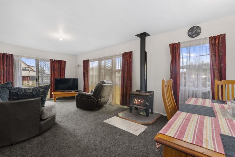 Photo of property in 24 Haumoana Street, Koutu, Rotorua, 3010