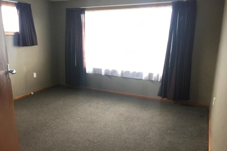 Photo of property in 58 Hargood Street, Woolston, Christchurch, 8062