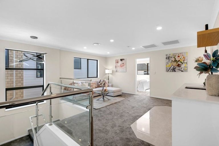 Photo of property in 6 Knockanara Drive, Flat Bush, Auckland, 2019