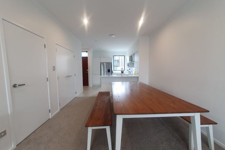 Photo of property in 18 Hobsonville Point Road, Hobsonville, Auckland, 0616