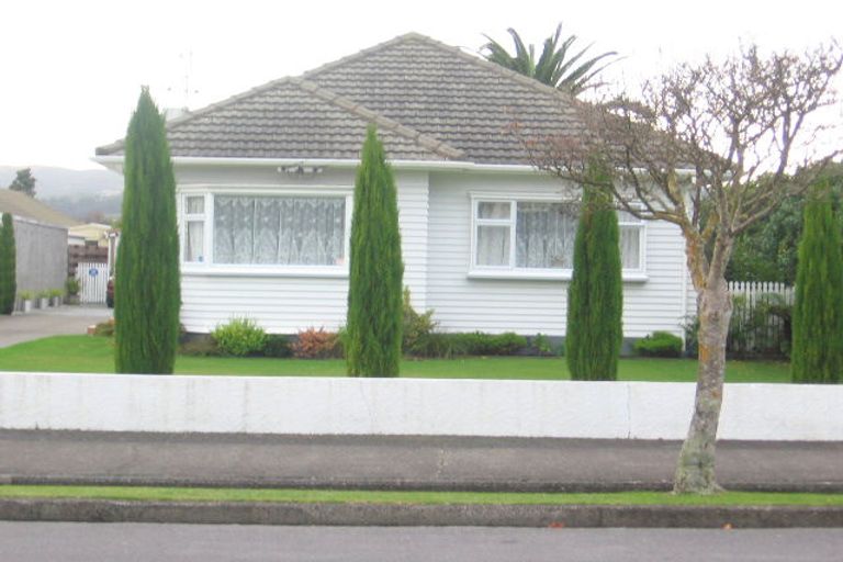 Photo of property in 43 Porutu Street, Fairfield, Lower Hutt, 5011