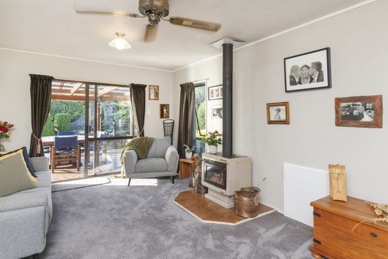 Photo of property in 749 Kanakanaia Road, Te Karaka, 4091