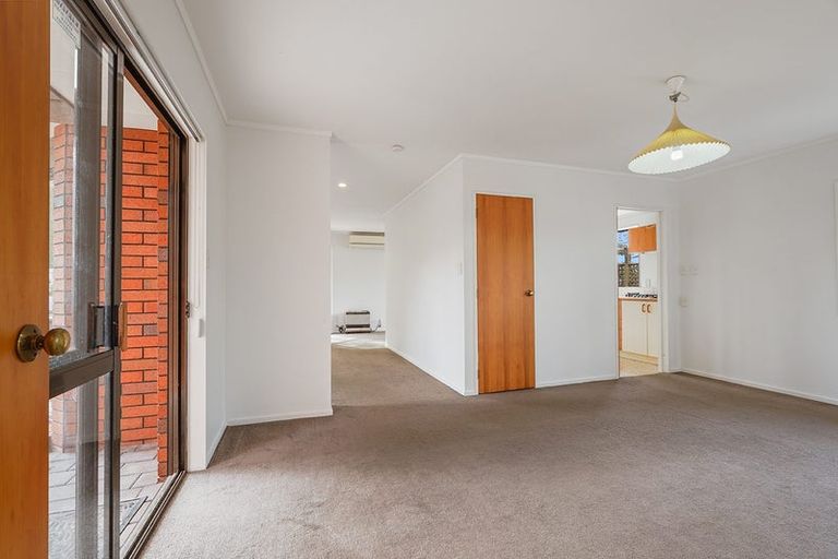 Photo of property in 49 Carey Street, Maeroa, Hamilton, 3200