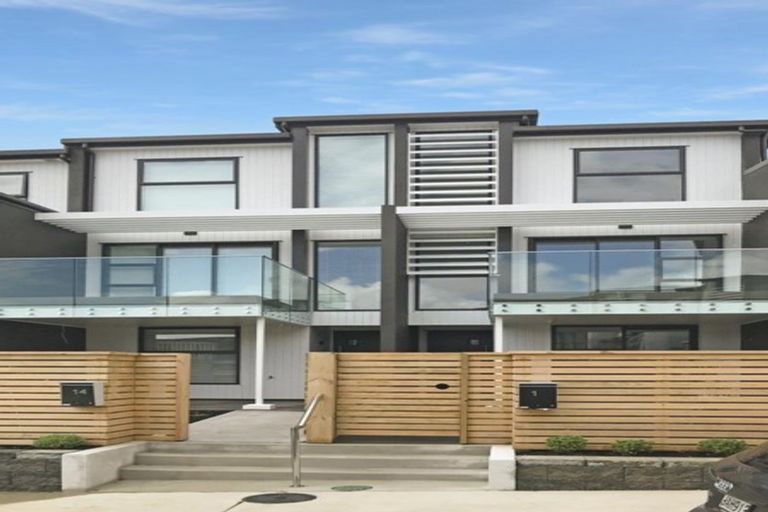 Photo of property in 14 Pottery Crescent, Hobsonville, Auckland, 0618