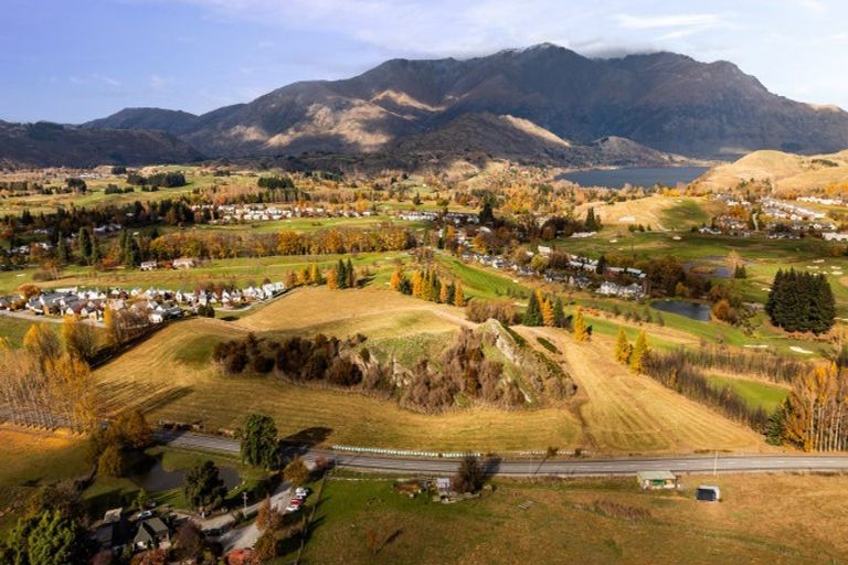 Photo of property in 1124 Malaghans Road, Arrowtown, 9371