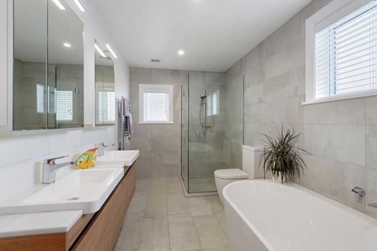 Photo of property in 3 Hartley Avenue, Strowan, Christchurch, 8052