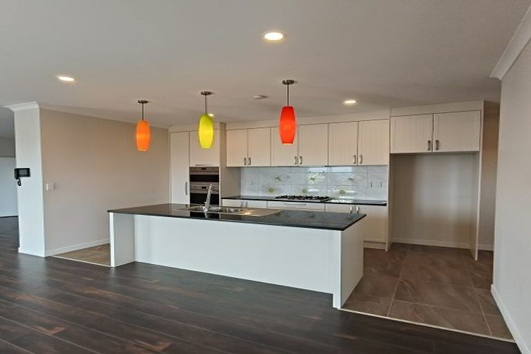 Photo of property in 48 Bur Oak Terrace, Schnapper Rock, Auckland, 0632