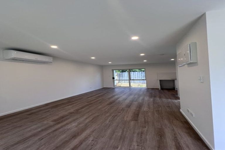 Photo of property in 7 Sheralee Place, Bucklands Beach, Auckland, 2014
