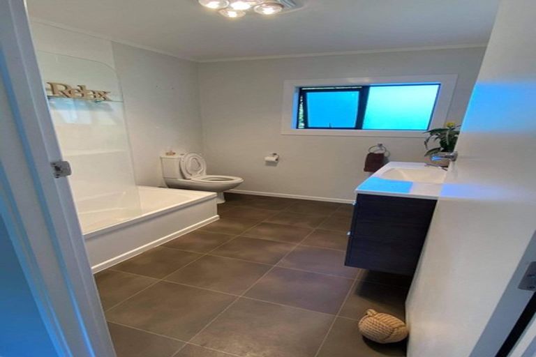 Photo of property in 40 Waianiwa Place, Tokoroa, 3420