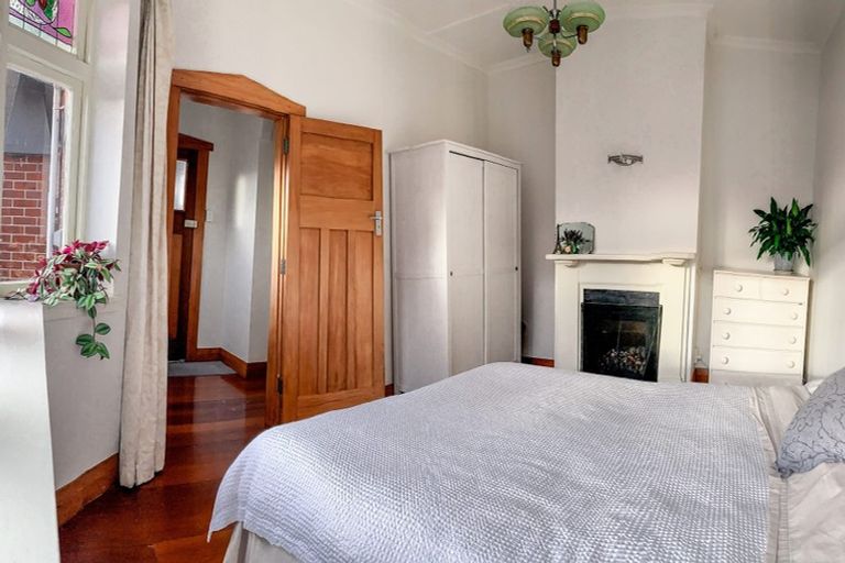 Photo of property in 13 Trevor Terrace, Newtown, Wellington, 6021