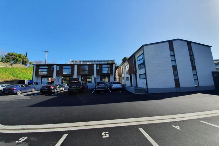 Photo of property in 5/36 Seventh Avenue, Tauranga, 3110