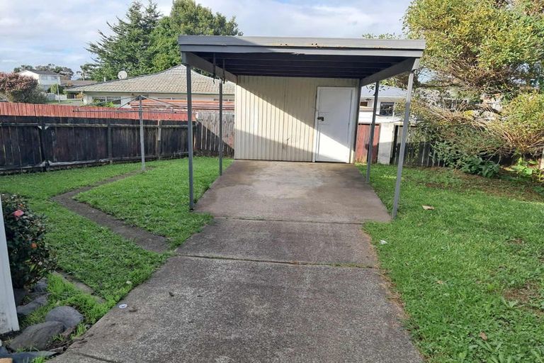 Photo of property in 2/4 Abelia Place, Papatoetoe, Auckland, 2025