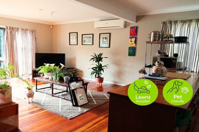 Photo of property in 13 August Street, Stokes Valley, Lower Hutt, 5019