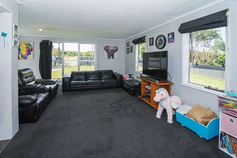 Photo of property in 39 Alfredton Road, Eketahuna, 4900