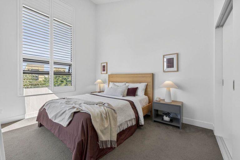 Photo of property in 20 Hastings Street, Hobsonville, Auckland, 0616