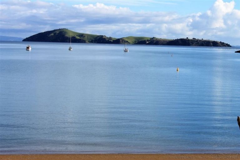 Photo of property in 416 Colville Road, Coromandel, 3584