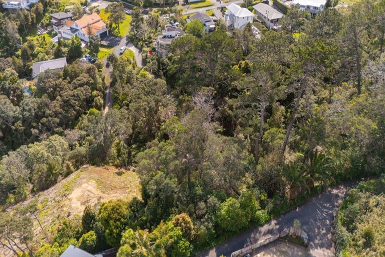 Photo of property in 2 Koki Road, Greenhithe, Auckland, 0632