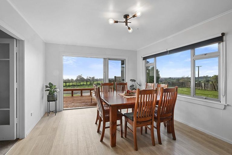 Photo of property in 1467 Mangorei Road, Mangorei, New Plymouth, 4371