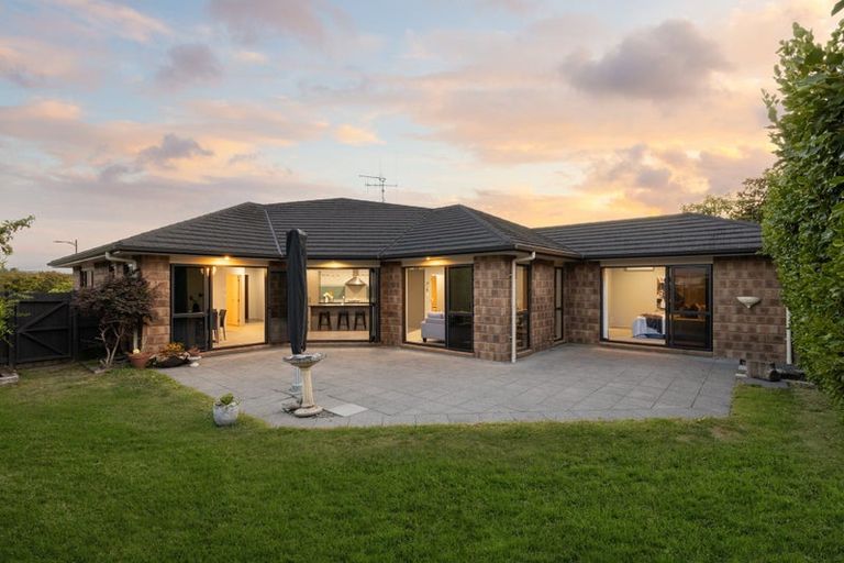 Photo of property in 64 Te Huia Drive, Flagstaff, Hamilton, 3210