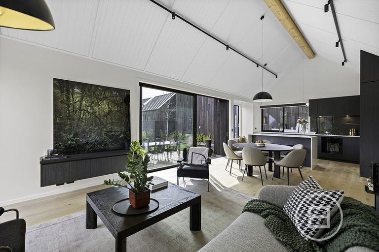 Photo of property in 7 Mckenzies Shute, Jacks Point, Queenstown, 9371