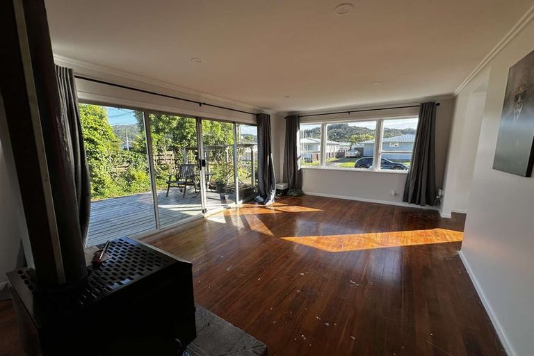 Photo of property in 31 Karamu Crescent, Wainuiomata, Lower Hutt, 5014