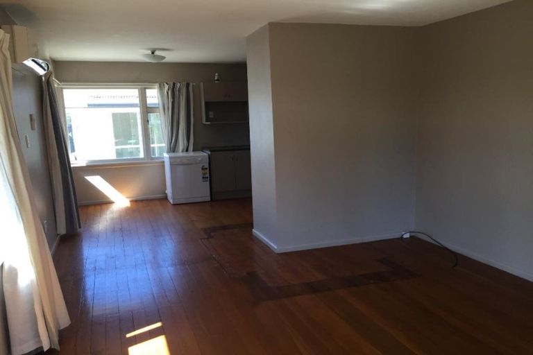 Photo of property in 9 Gladson Avenue, Sockburn, Christchurch, 8042