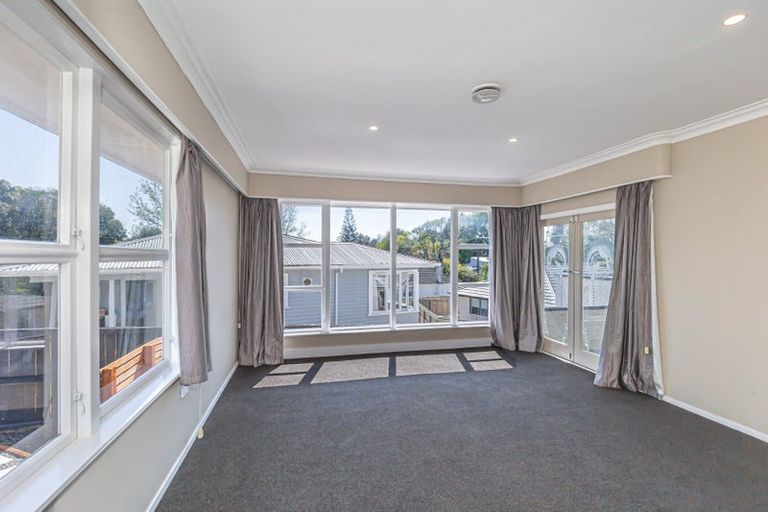 Photo of property in 31 Kawiu Road, Levin, 5510