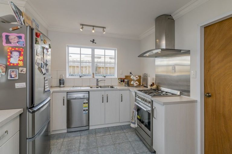 Photo of property in 550 Queen Street East, Levin, 5510