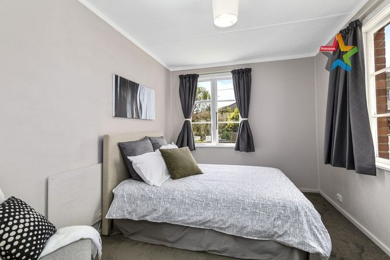 Photo of property in 16 Cleland Crescent, Naenae, Lower Hutt, 5011
