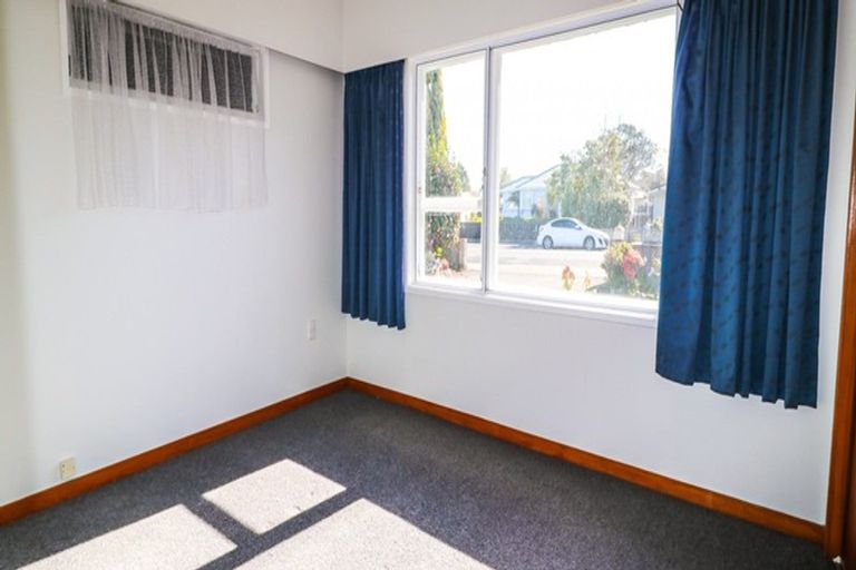 Photo of property in 38 Guy Street, Dannevirke, 4930